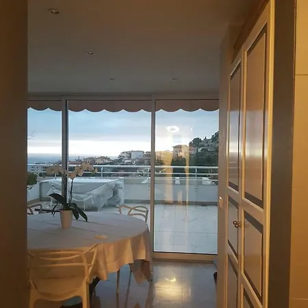 Le Beausejour Apartman